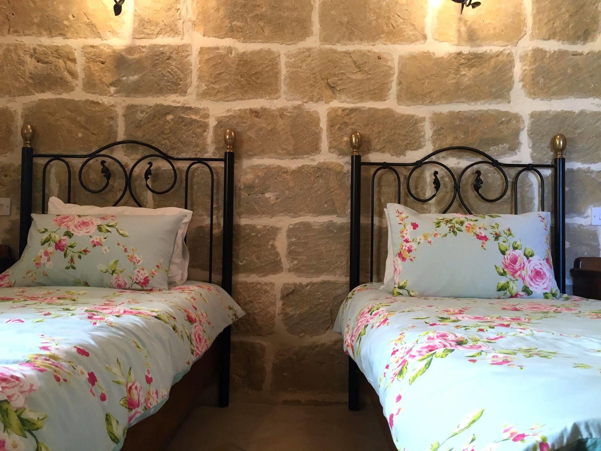 Ellie Boo Bed & Breakfast Victoria Kültér fotó